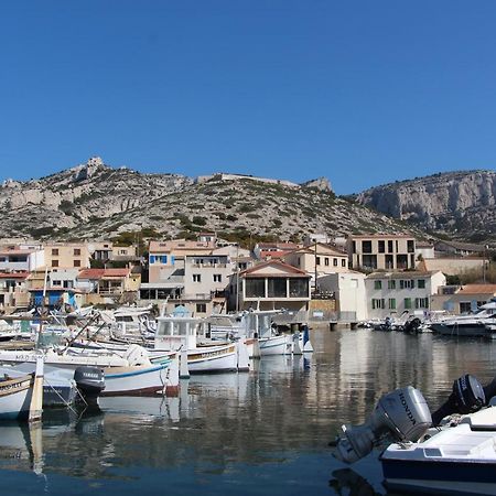 Charmant Cabanon Aux Goudes A Marseille Avec Vue Mer Luaran gambar